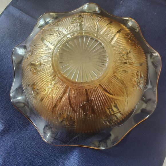 Jeannette Fruit Serving Bowl Large with Ruffled Edge. Iris & Herringbone pattern - Picture 5 of 5
